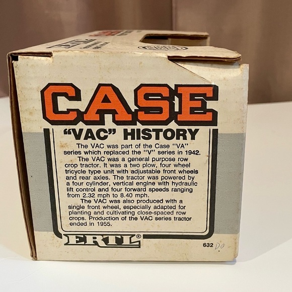 Vintage 1988 Ertl “Vac” Tractor NIB - Picture 3 of 6
